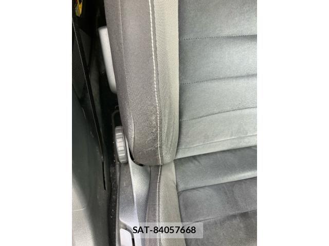 VolksWagen GOLF 2015-03 8832478-21