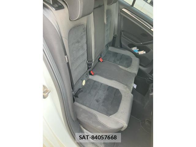 VolksWagen GOLF 2015-03 8832478-22