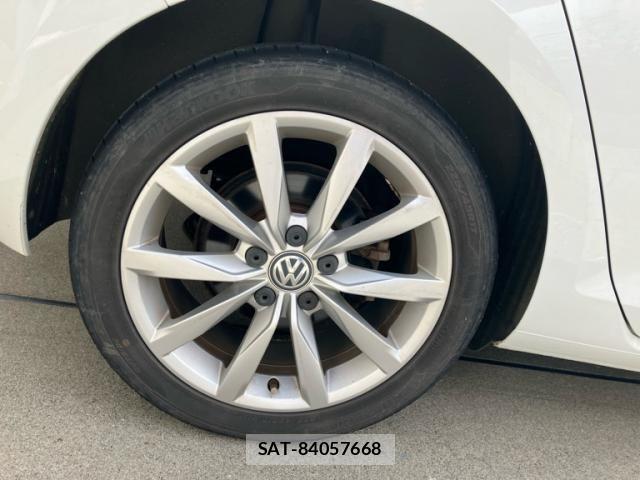 VolksWagen GOLF 2015-03 8832478-6