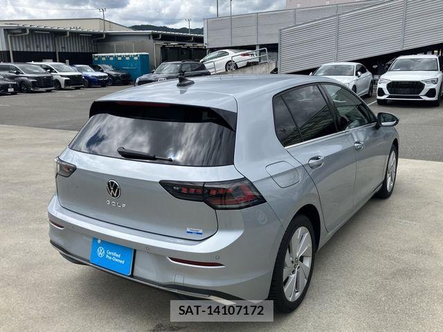 VolksWagen GOLF 2025-05 8832472-2