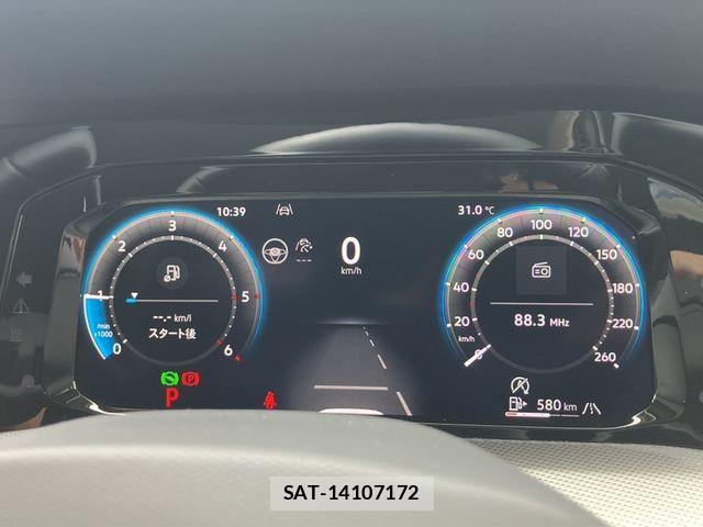 VolksWagen GOLF 2025-05 8832472-6