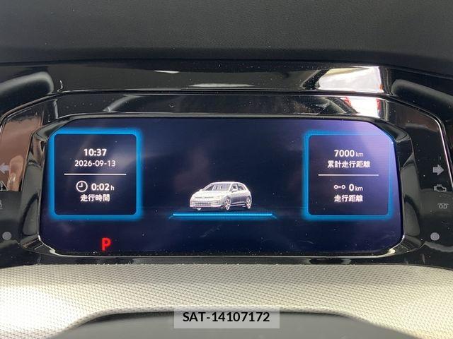VolksWagen GOLF 2025-05 8832472-7