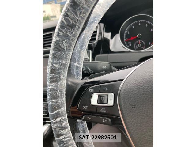 VolksWagen GOLF 2015-03 8832477-11