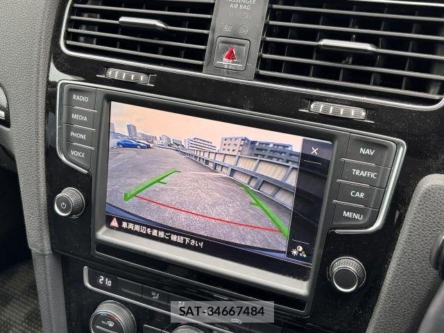 VolksWagen GOLF 2014-07 8851078-15