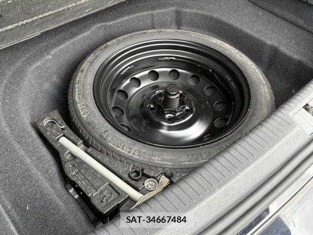 VolksWagen GOLF 2014-07 8851078-26