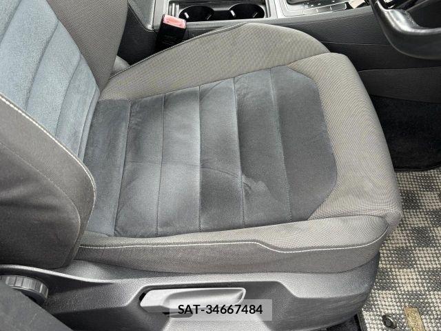 VolksWagen GOLF 2014-07 8851078-5