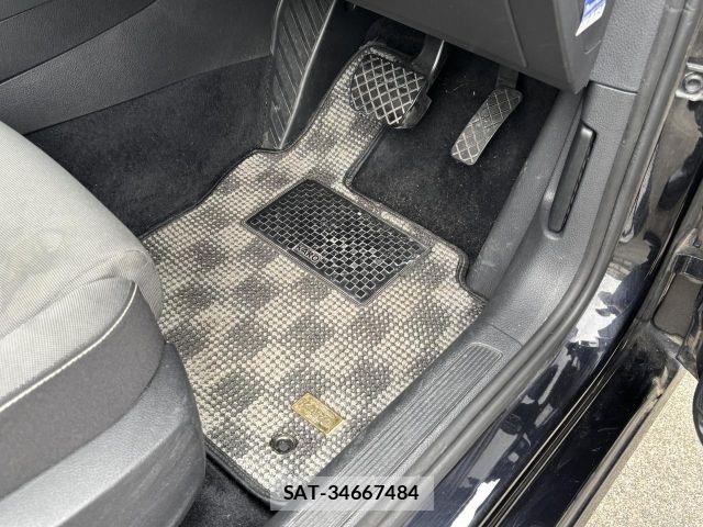 VolksWagen GOLF 2014-07 8851078-6