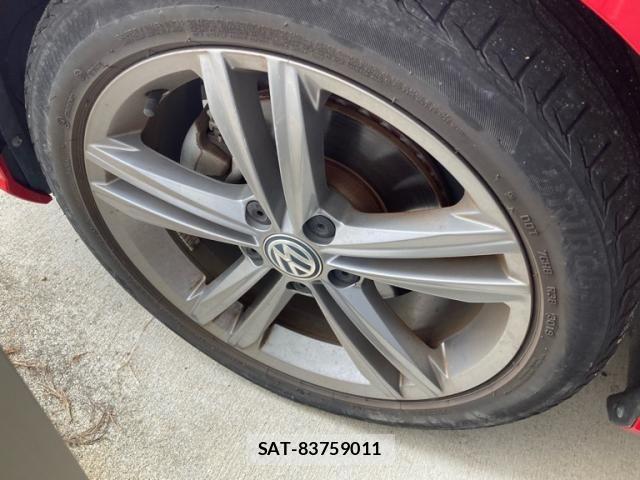 VolksWagen GOLF 2020-03 8851073-10