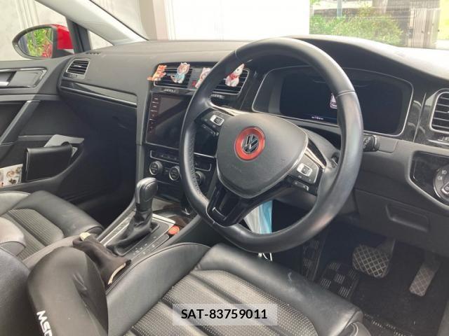 VolksWagen GOLF 2020-03 8851073-11