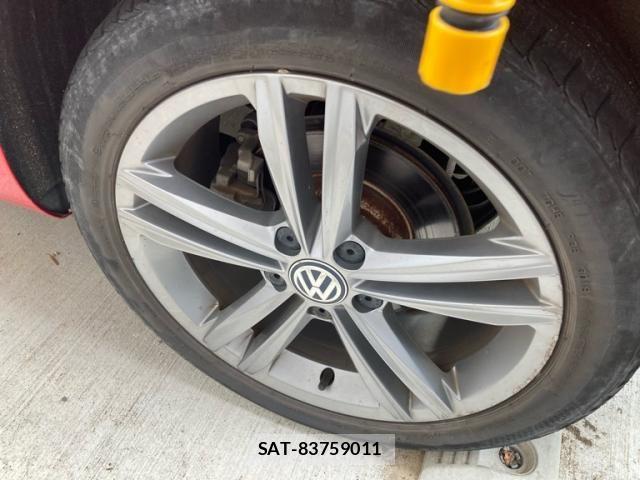 VolksWagen GOLF 2020-03 8851073-6