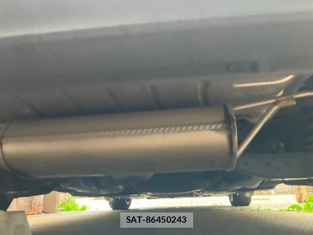 VolksWagen GOLF 2014-08 8851077-7