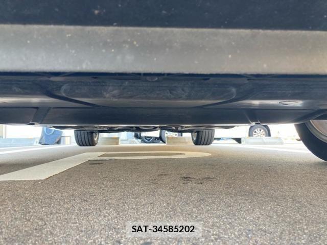 VolksWagen GOLF 2014-02 8851079-6