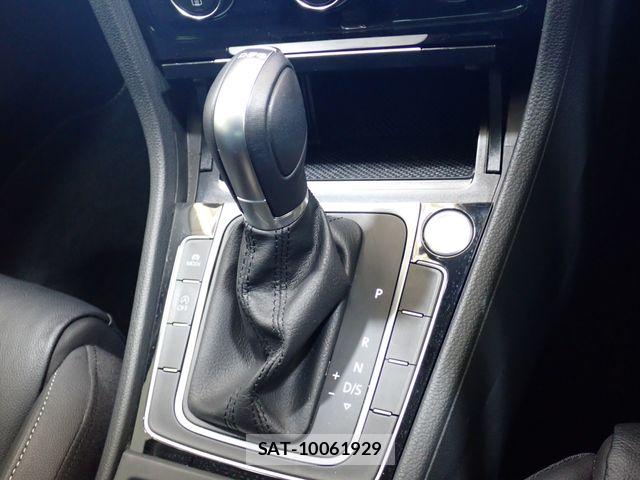 VolksWagen GOLF 2017-09 8872397-15