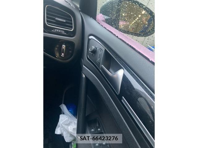 VolksWagen GOLF 2017-09 8872398-19