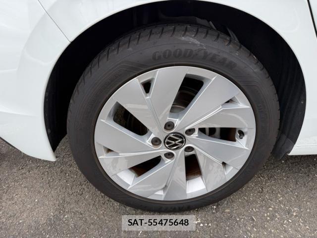 VolksWagen GOLF 2024-03 8882956-10