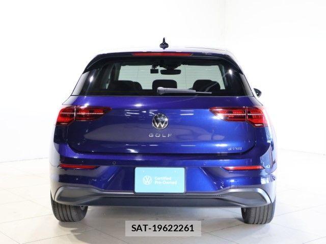 VolksWagen GOLF 2022-02 8882957-9