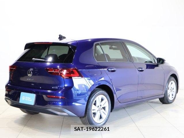 VolksWagen GOLF 2022-02 8882957-1