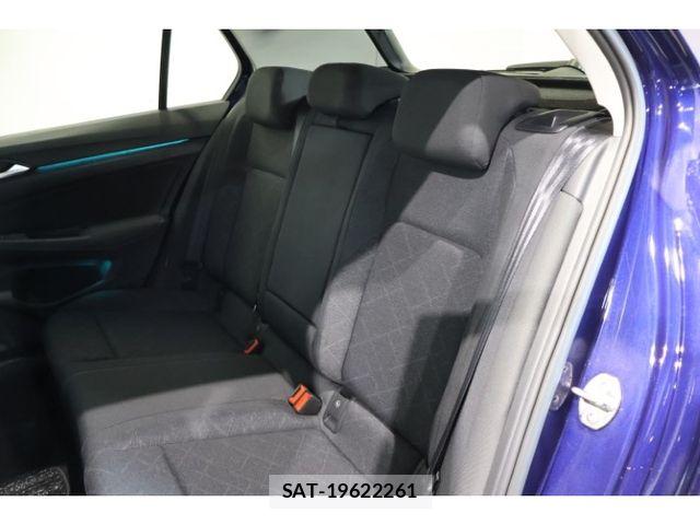 VolksWagen GOLF 2022-02 8882957-4