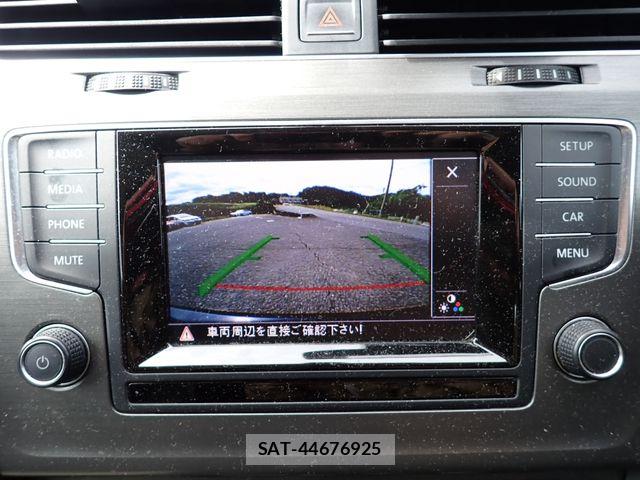 VolksWagen GOLF 2013-09 8882952-12