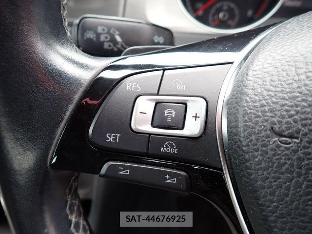 VolksWagen GOLF 2013-09 8882952-18