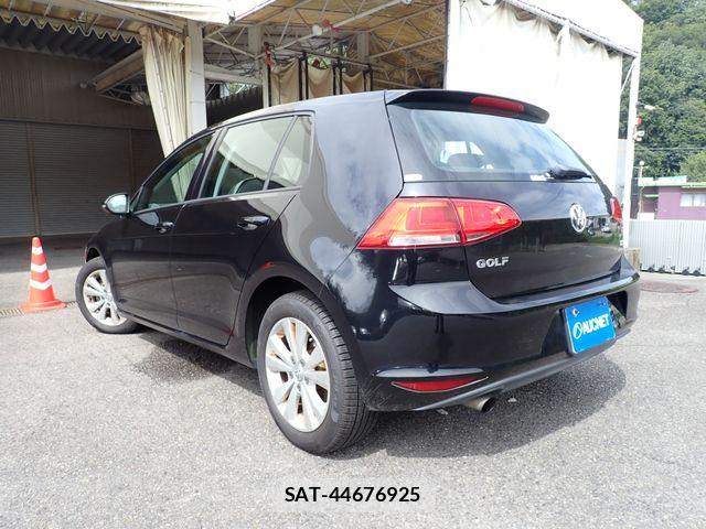 VolksWagen GOLF 2013-09 8882952-2