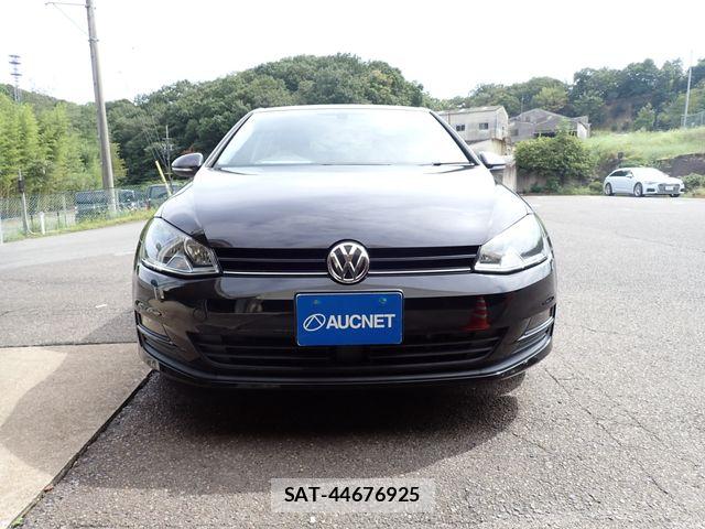 VolksWagen GOLF 2013-09 8882952-4
