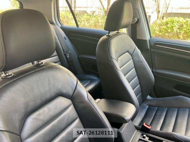 VolksWagen GOLF 2013-11 8882959-9