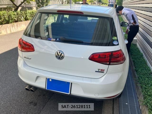 VolksWagen GOLF 2013-11 8882959-1