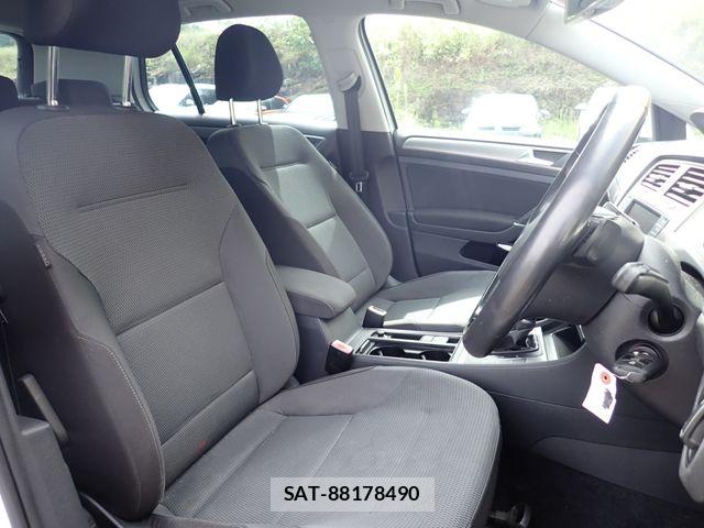 VolksWagen GOLF 2015-09 8882953-18