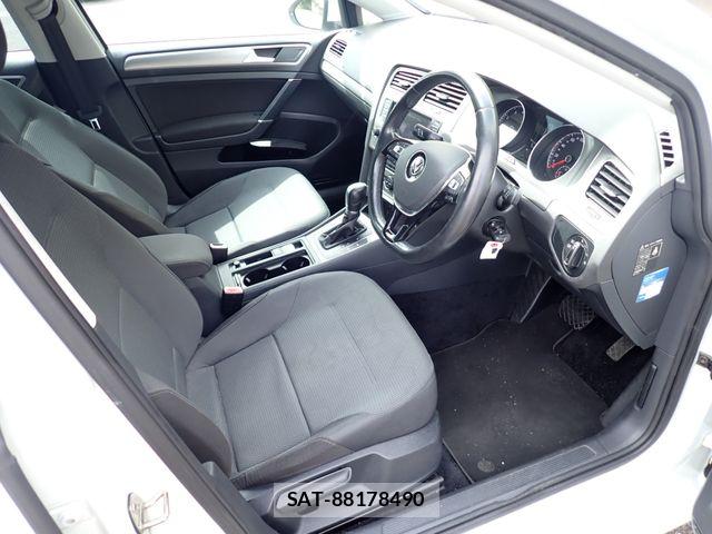 VolksWagen GOLF 2015-09 8882953-1