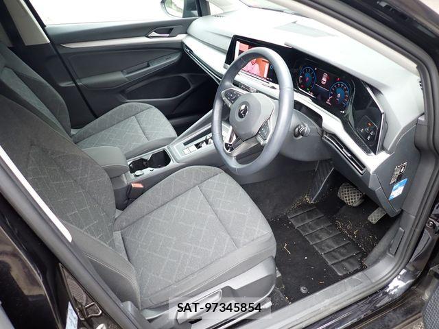 VolksWagen GOLF 2022-06 8882955-1