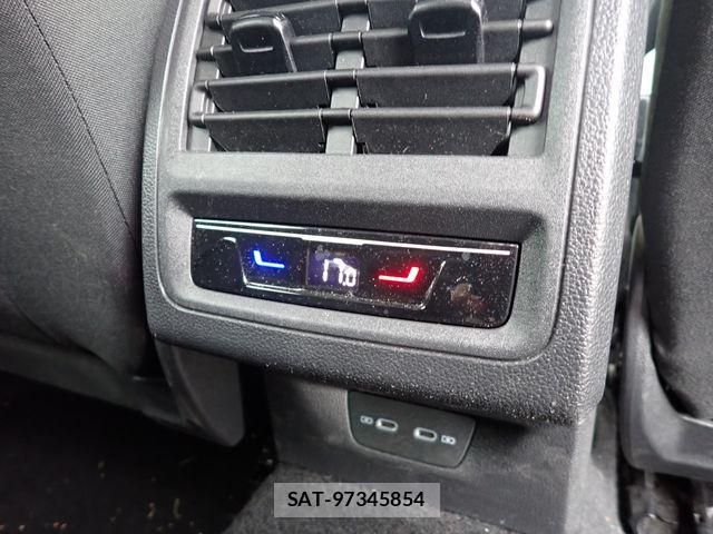 VolksWagen GOLF 2022-06 8882955-23