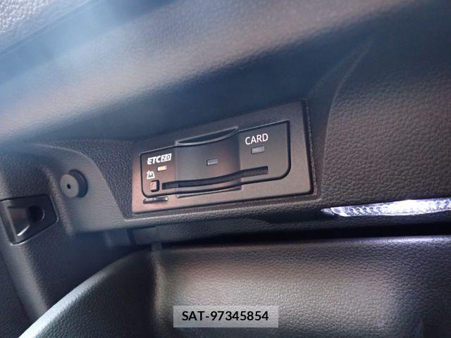 VolksWagen GOLF 2022-06 8882955-28