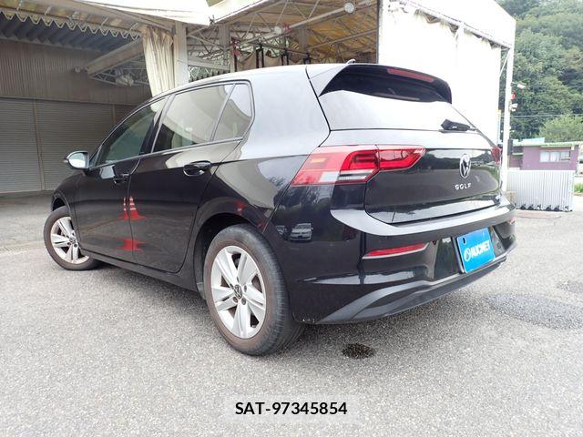 VolksWagen GOLF 2022-06 8882955-2