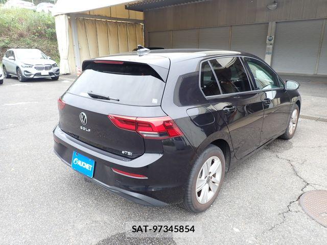 VolksWagen GOLF 2022-06 8882955-6