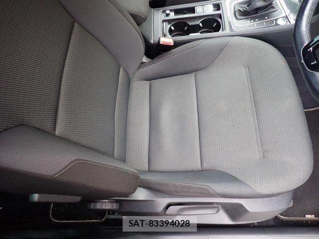 VolksWagen GOLF 2019-03 8882954-22