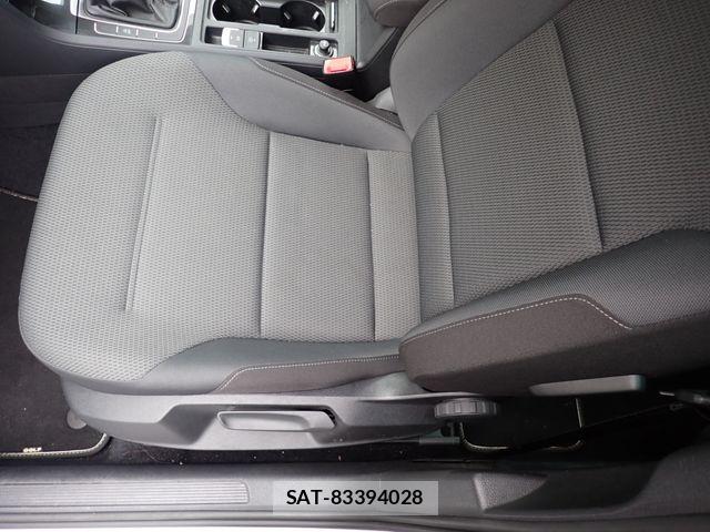 VolksWagen GOLF 2019-03 8882954-23