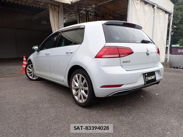 VolksWagen GOLF 2019-03 8882954-2