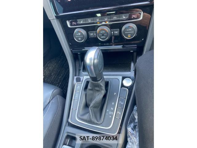 VolksWagen GOLF 2020-02 8882958-20