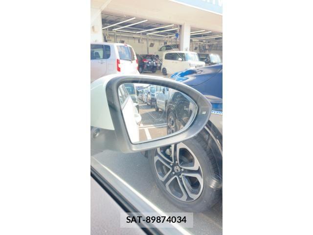 VolksWagen GOLF 2020-02 8882958-25
