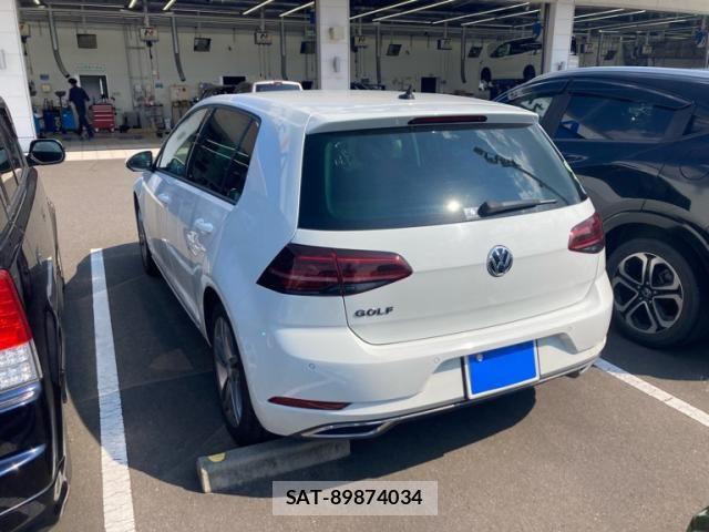 VolksWagen GOLF 2020-02 8882958-8