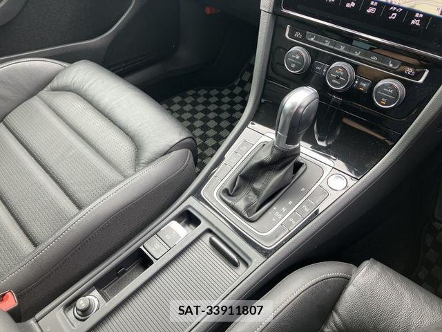 VolksWagen GOLF 2019-09 8884605-11