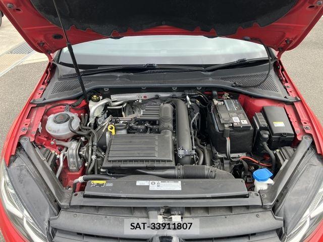 VolksWagen GOLF 2019-09 8884605-15