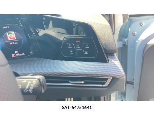 VolksWagen GOLF 2025-07 8884603-12