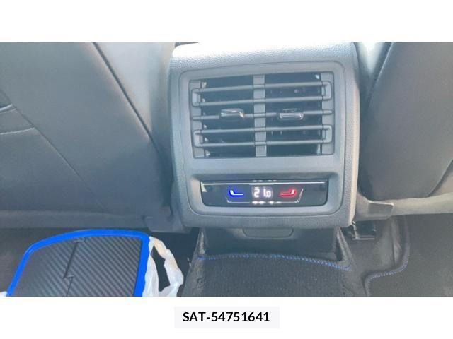 VolksWagen GOLF 2025-07 8884603-20
