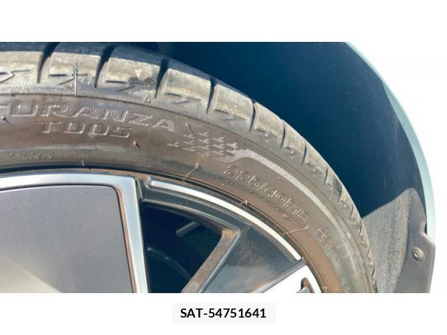 VolksWagen GOLF 2025-07 8884603-4