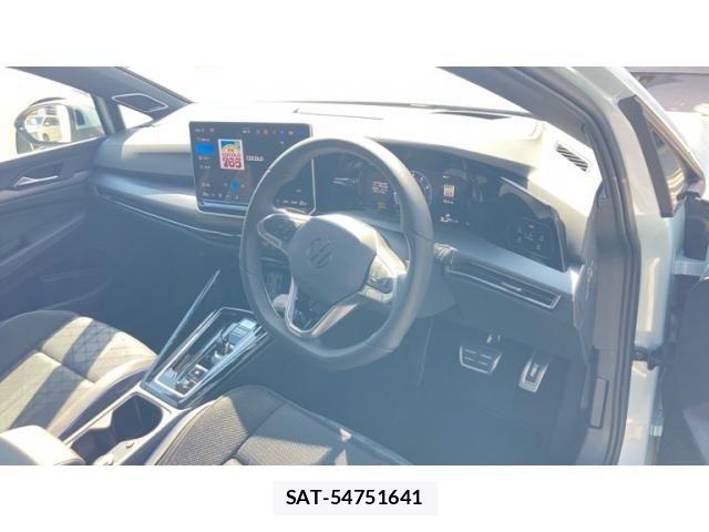 VolksWagen GOLF 2025-07 8884603-8