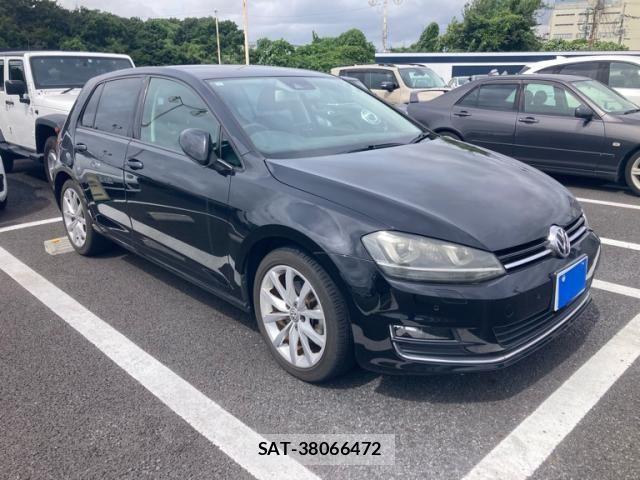 VolksWagen GOLF 2013-11 8884606-0