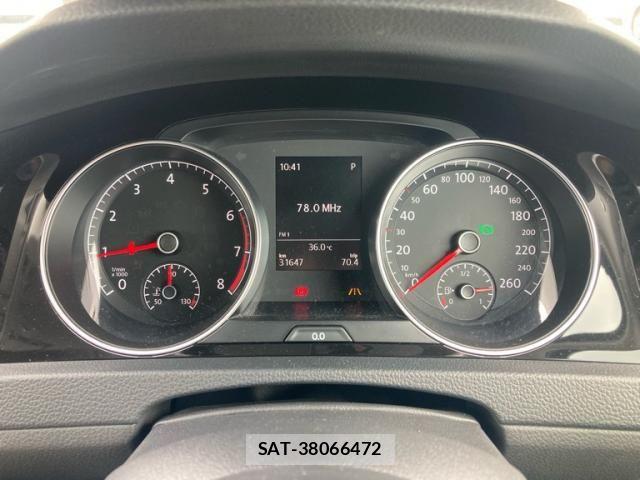 VolksWagen GOLF 2013-11 8884606-17
