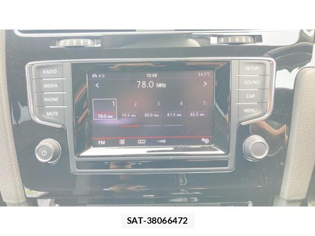 VolksWagen GOLF 2013-11 8884606-19